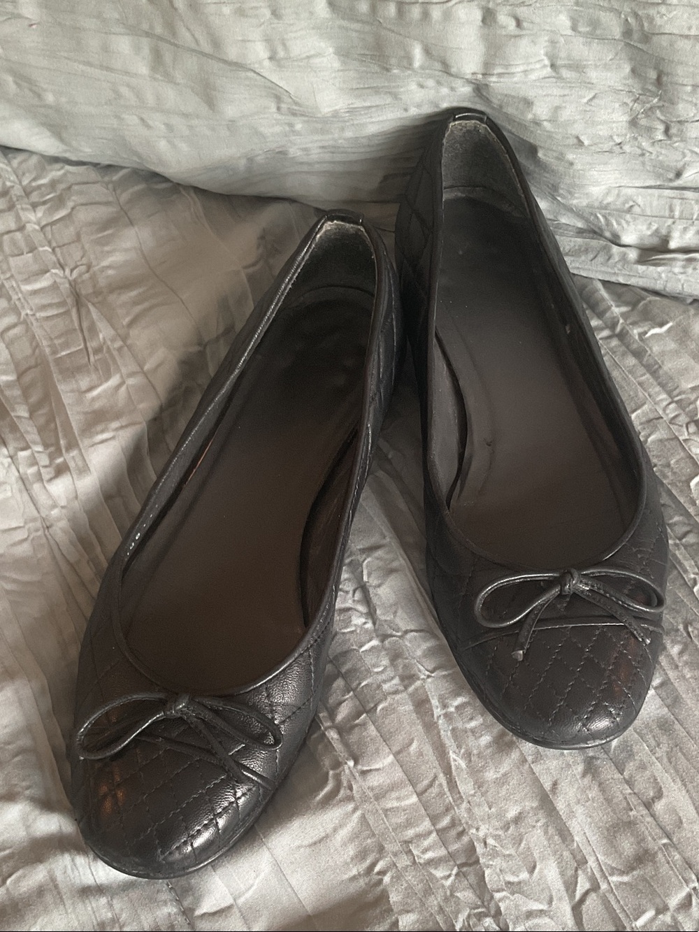 Stuart Weitzman Black Quilted Bow Ballet Flats